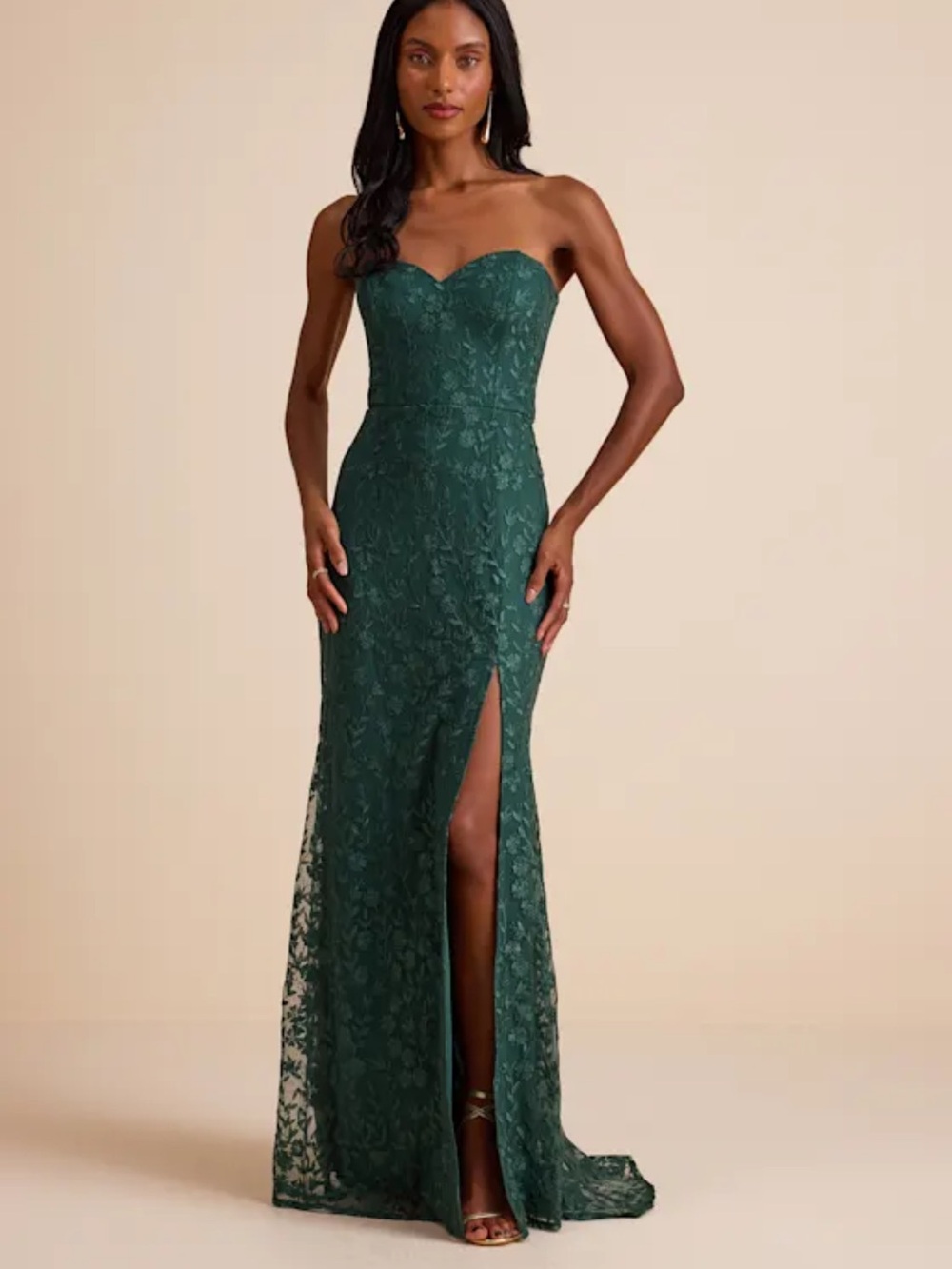 Lulus Romantic Beauty Green Floral
Embroidered Strapless Maxi Dress